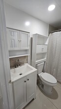 10600 SW 146th St, Unit B in Miami, FL - Building Photo - Building Photo