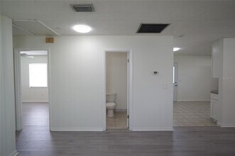 4007 W Cass St in Tampa, FL - Building Photo - Building Photo
