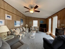57256 Sea Scape Ln in Hatteras, NC - Building Photo