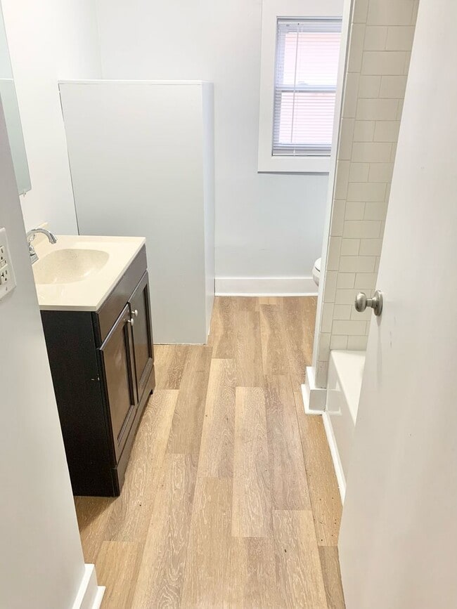 property at 1420 Litton Ave