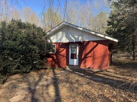1780 N Hl St Ext in Griffin, GA - Building Photo