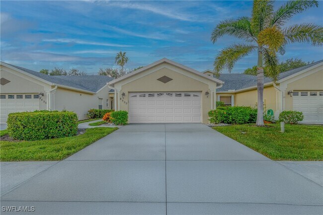 property at 8499 Ibis Cove Cir