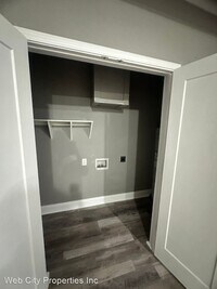 3627 Meyers St photo'