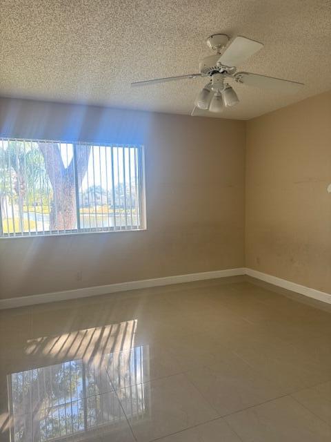 531 Shady Pine Way in Greenacres, FL - Building Photo - Building Photo