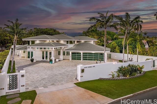 4346 Kahala Ave in Honolulu, HI - Building Photo
