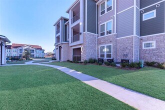 4633 Campus Dr in Fort Worth, TX - Building Photo - Building Photo