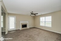 1022 Balsam Wood Trail in Villa Rica, GA - Foto de edificio - Building Photo