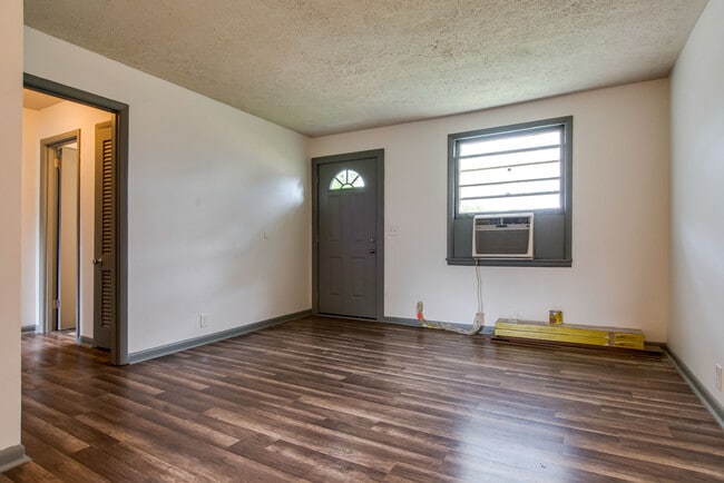 1732 Dr Db Todd Jr Blvd, Unit B in Nashville, TN - Building Photo - Building Photo