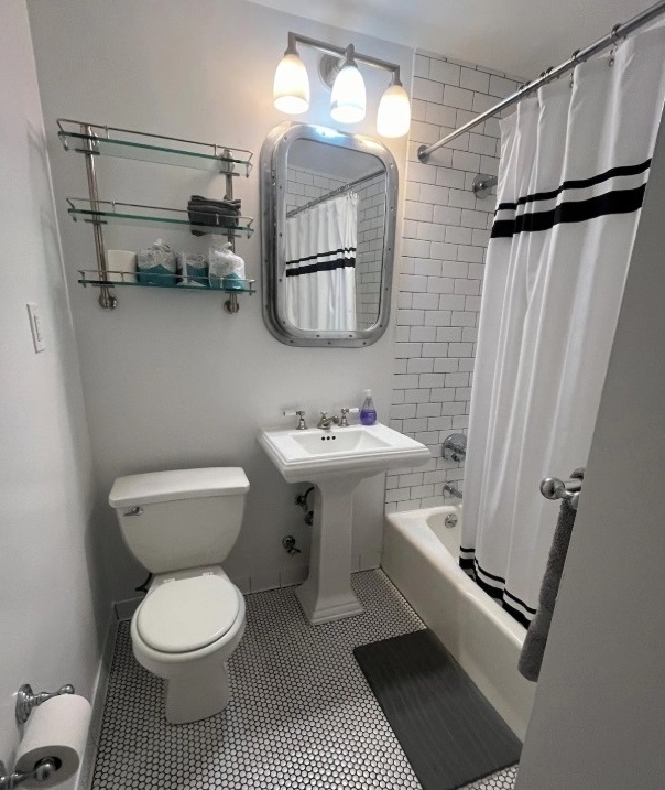 409 E 87th St, Unit 5D in New York, NY - Building Photo - Building Photo