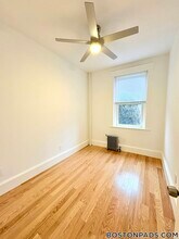 89 Park Dr, Unit 5 in Boston, MA - Building Photo - Building Photo