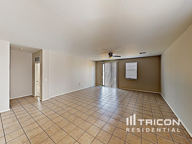45438 W Guilder Ave in Maricopa, AZ - Building Photo - Building Photo