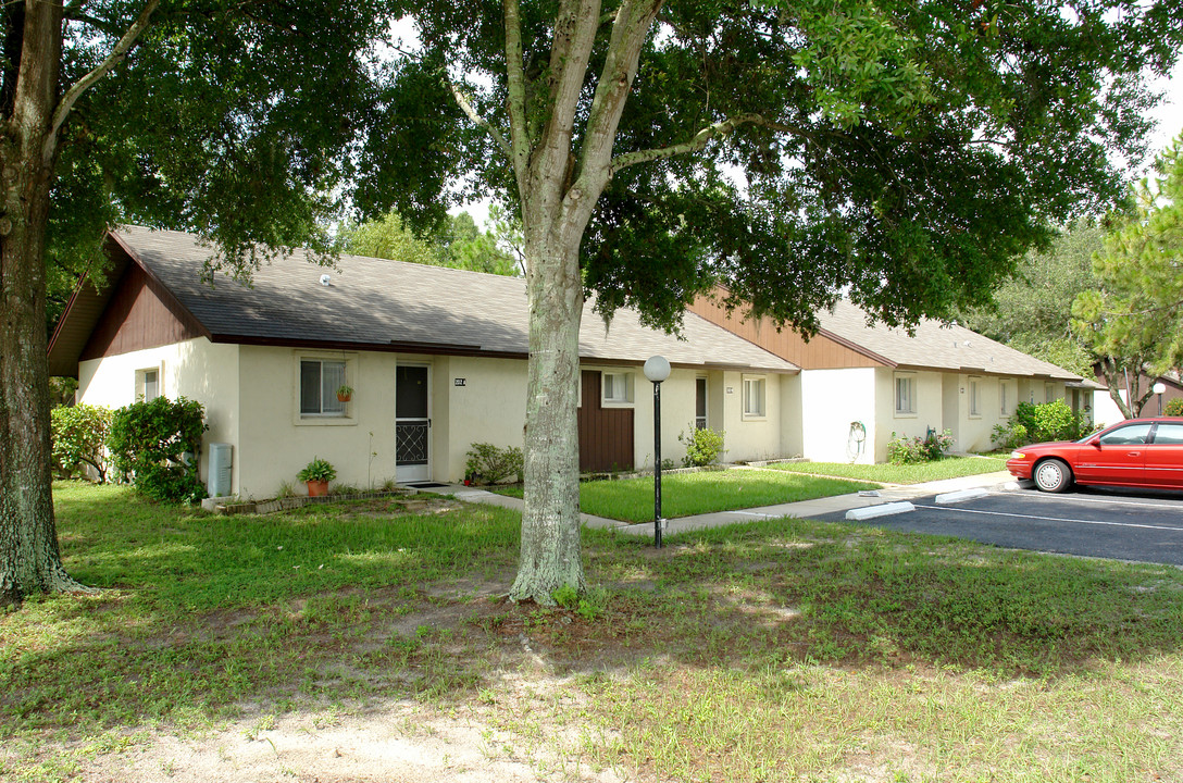 202 12th St in Clermont, FL - Building Photo