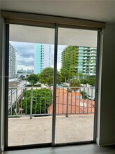 1250 Alton Rd in Miami Beach, FL - Building Photo - Building Photo