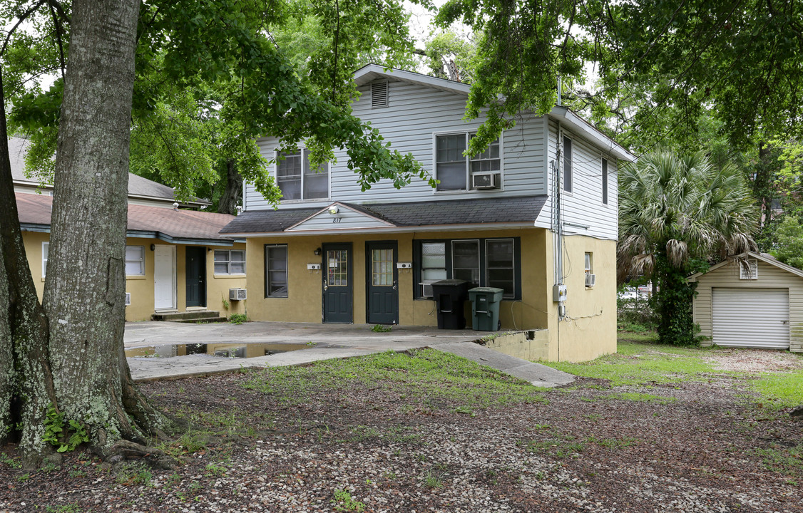 817 St Augustine St in Tallahassee, FL - Foto de edificio