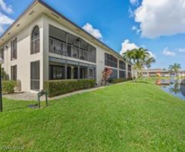 4610 Chantelle Dr in Naples, FL - Building Photo - Building Photo