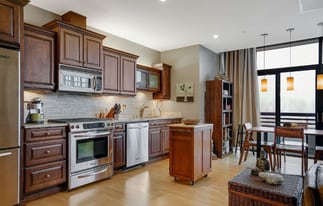 136 SW Washington Ave in Corvallis, OR - Building Photo