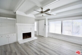 1366 Riviera Ave in Los Angeles, CA - Building Photo - Building Photo