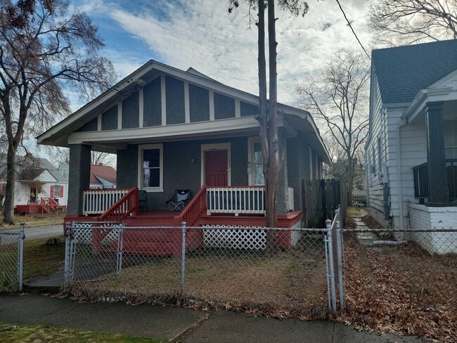 property at 1600 Fairfax Ave