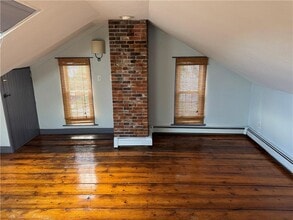 19 King St in East Greenwich, RI - Building Photo - Building Photo