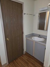 Cedar Apartments in Seattle, WA - Building Photo - Building Photo