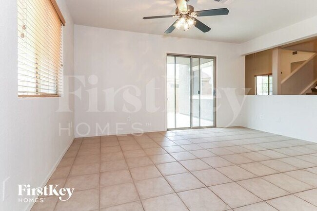 17558 W Calavar Rd in Surprise, AZ - Building Photo - Building Photo