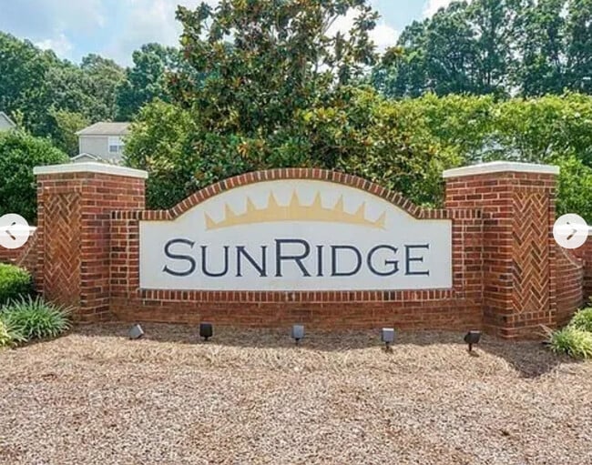 107 Forest Ridge Rd in Mooresville, NC - Building Photo - Building Photo