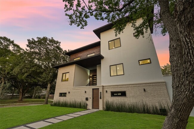 4903 Braesvalley Dr in Houston, TX - Building Photo - Building Photo