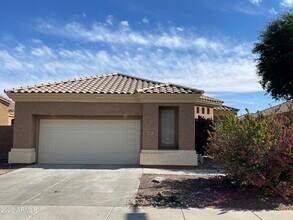 901 W Oriole Way in Chandler, AZ - Building Photo - Building Photo
