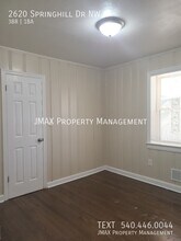 2620 Springhill Dr NW in Roanoke, VA - Building Photo - Building Photo