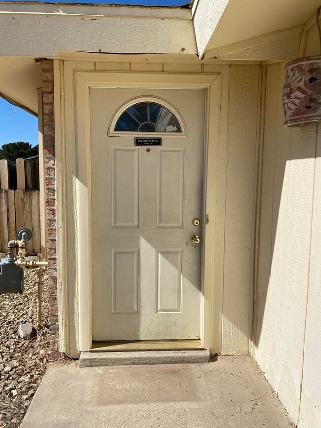 625 Sheryl Way in Las Cruces, NM - Building Photo - Building Photo