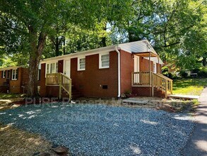 221 Bookington Dr in Lexington, NC - Building Photo - Building Photo