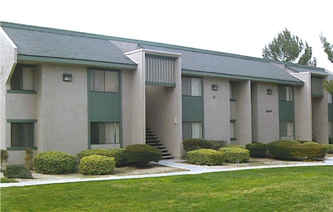 Antelope Valley Apartments in Lancaster, CA - Building Photo - Building Photo