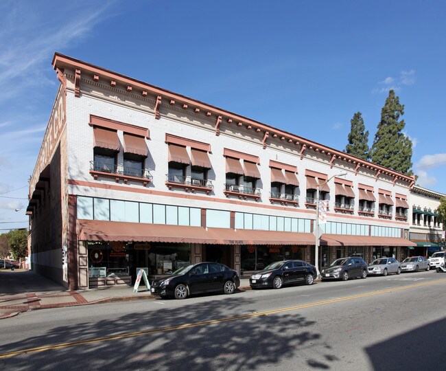 108-126 S Glassell St