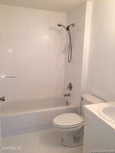 3231 Sabal Palm Manor-Unit -Apt 101 in Hollywood, FL - Building Photo - Building Photo