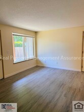 13227 SW 2nd St in Beaverton, OR - Building Photo - Building Photo