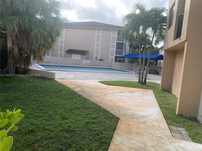 10001 W Atlantic Blvd, Unit 224 in Coral Springs, FL - Building Photo - Building Photo