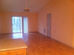 16017b S Radio Station Rd in Seneca, SC - Building Photo - Building Photo