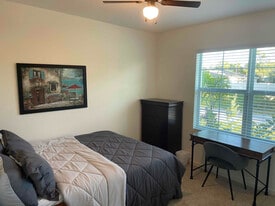 1623 Painter St SE in Palm Bay, FL - Building Photo