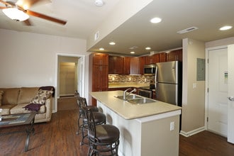 Smith Apartments @ 53 East Chalmers in Champaign, IL - Building Photo - Interior Photo