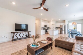 125 Cupreata Ln in Leander, TX - Building Photo - Building Photo