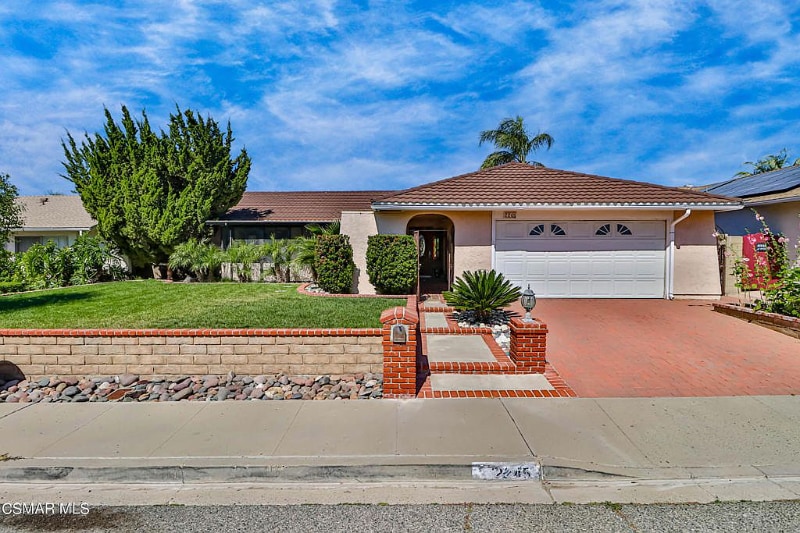 2245 Parker Ct in Simi Valley, CA - Building Photo