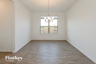 9611 Pleasant Way in Mont Belvieu, TX - Building Photo - Building Photo