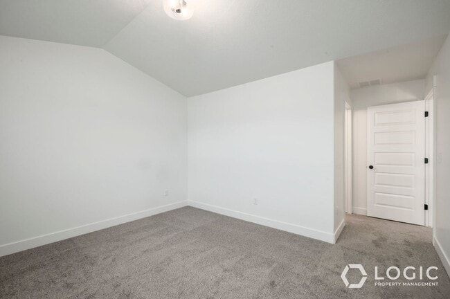 1061 Canvasback Dr in Eagle Mountain, UT - Building Photo - Building Photo