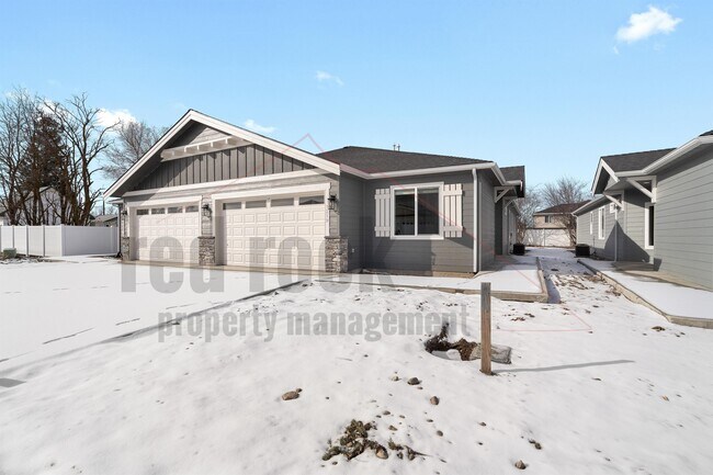 1329 N Tschirley St in Spokane Valley, WA - Building Photo - Building Photo