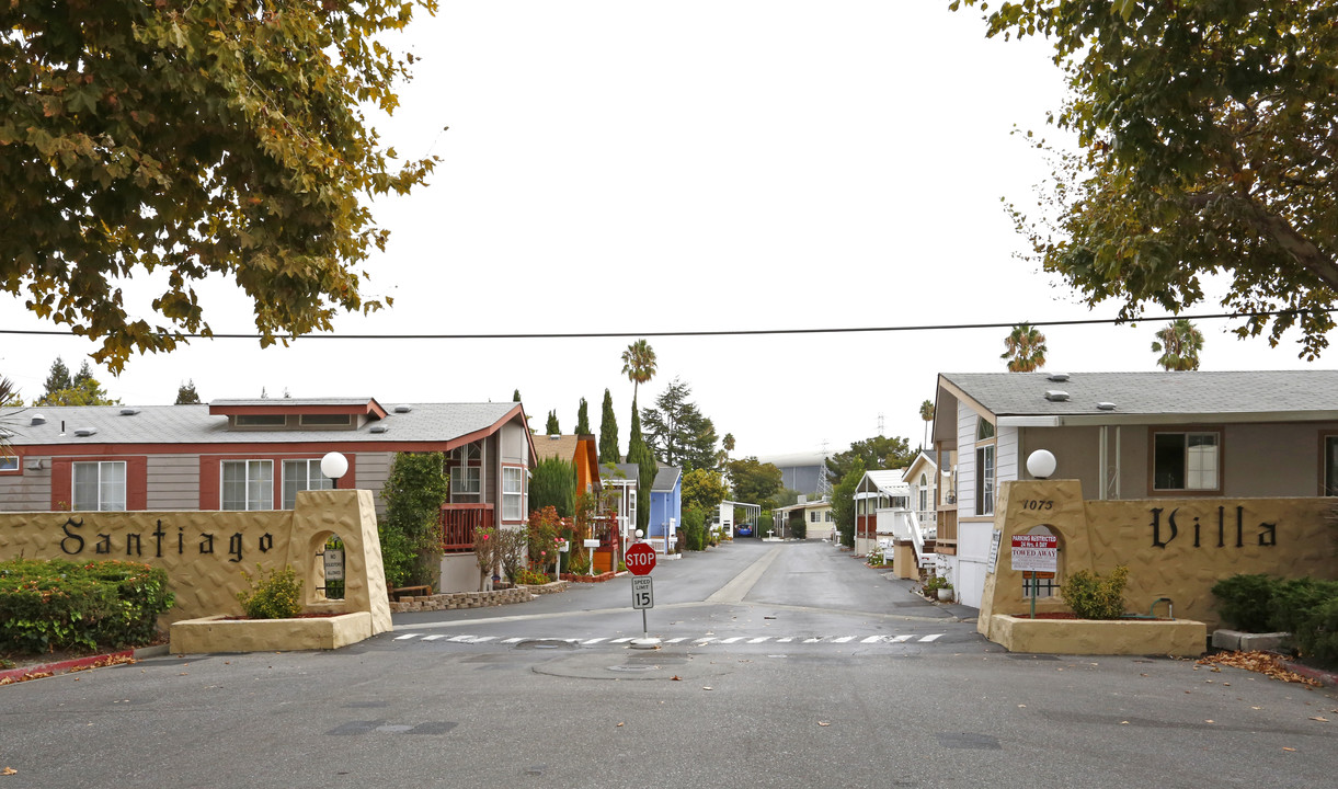 Santiago Villa in Mountain View, CA - Building Photo