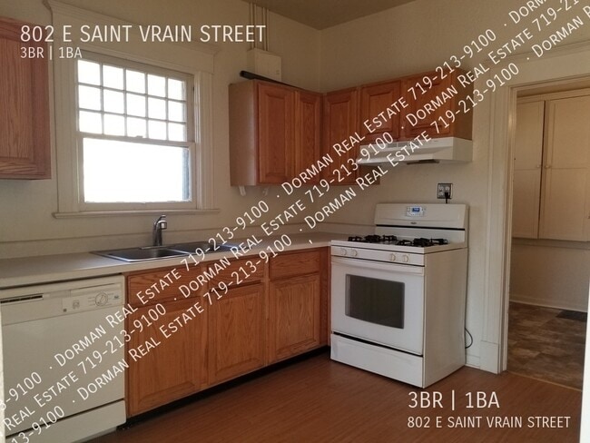 802 E Saint Vrain St in Colorado Springs, CO - Building Photo - Building Photo