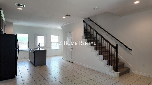 8710 Knox St in Houston, TX - Building Photo - Building Photo