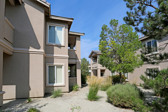 Horizons at South Meadows in Reno, NV - Building Photo - Building Photo