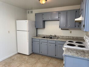 2635 N Dodge Blvd in Tucson, AZ - Building Photo - Building Photo