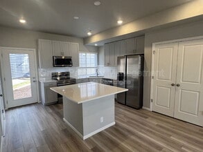 1200 Sugarloaf Ln in Erie, CO - Building Photo - Building Photo